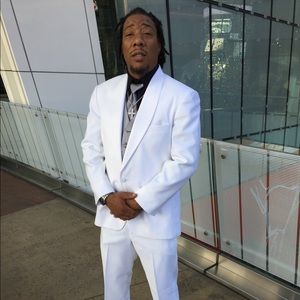 Meet your Posher, Delmario